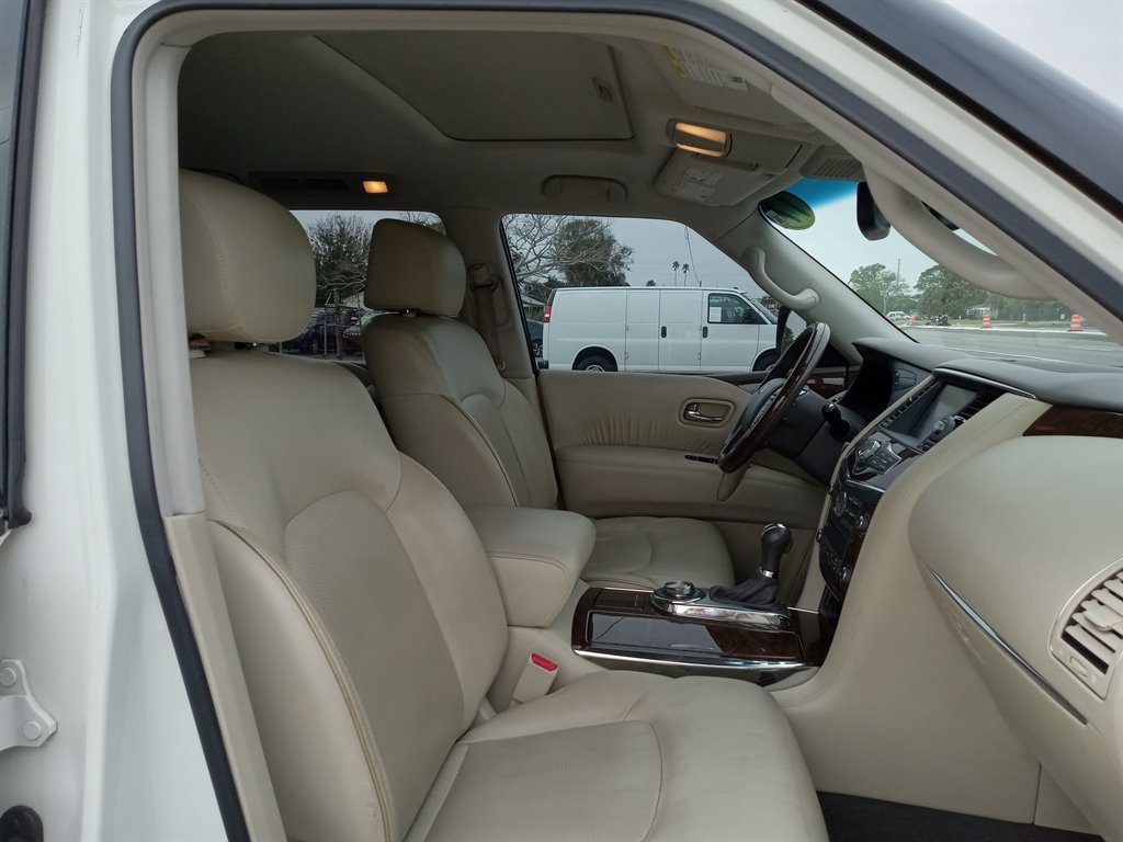 2017 INFINITI QX80 Signature - Photo 14