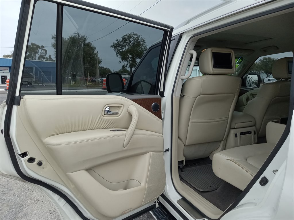 2017 INFINITI QX80 Signature - Photo 21