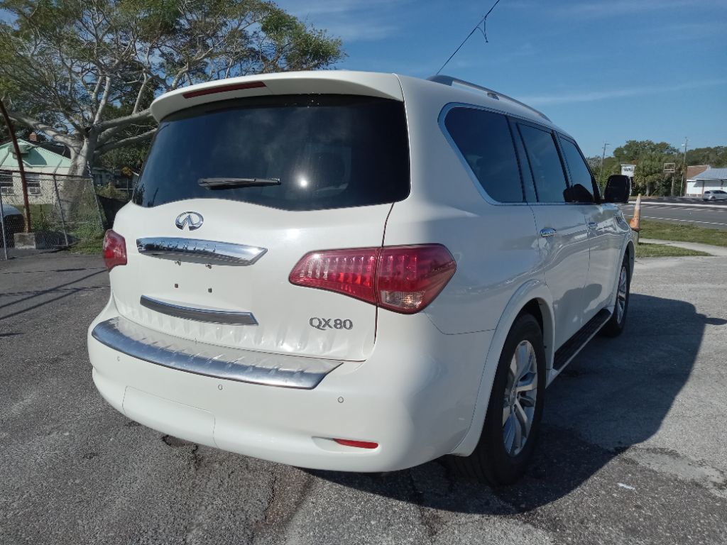 2017 INFINITI QX80 Signature - Photo 10