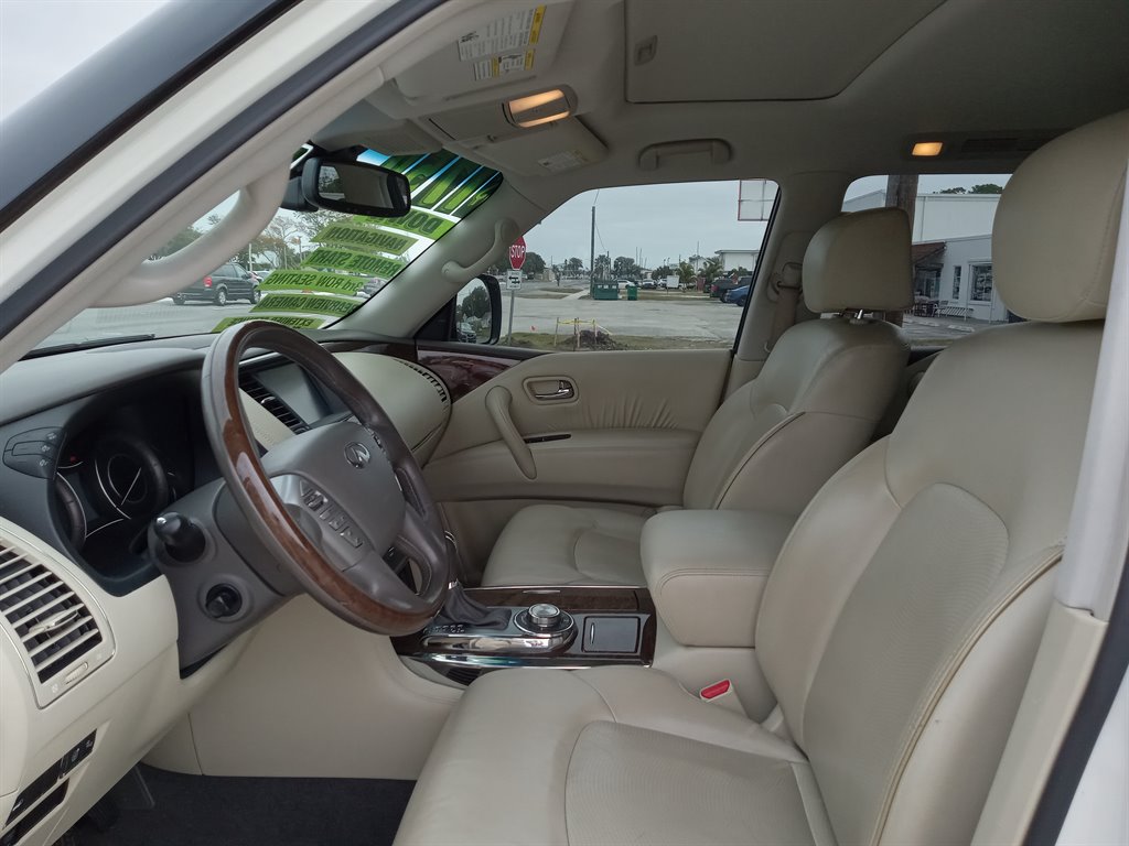 2017 INFINITI QX80 Signature - Photo 19