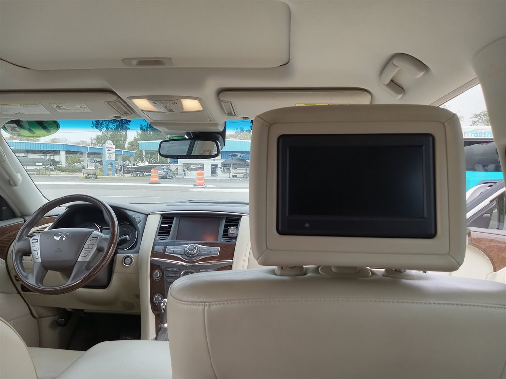 2017 INFINITI QX80 Signature - Photo 47
