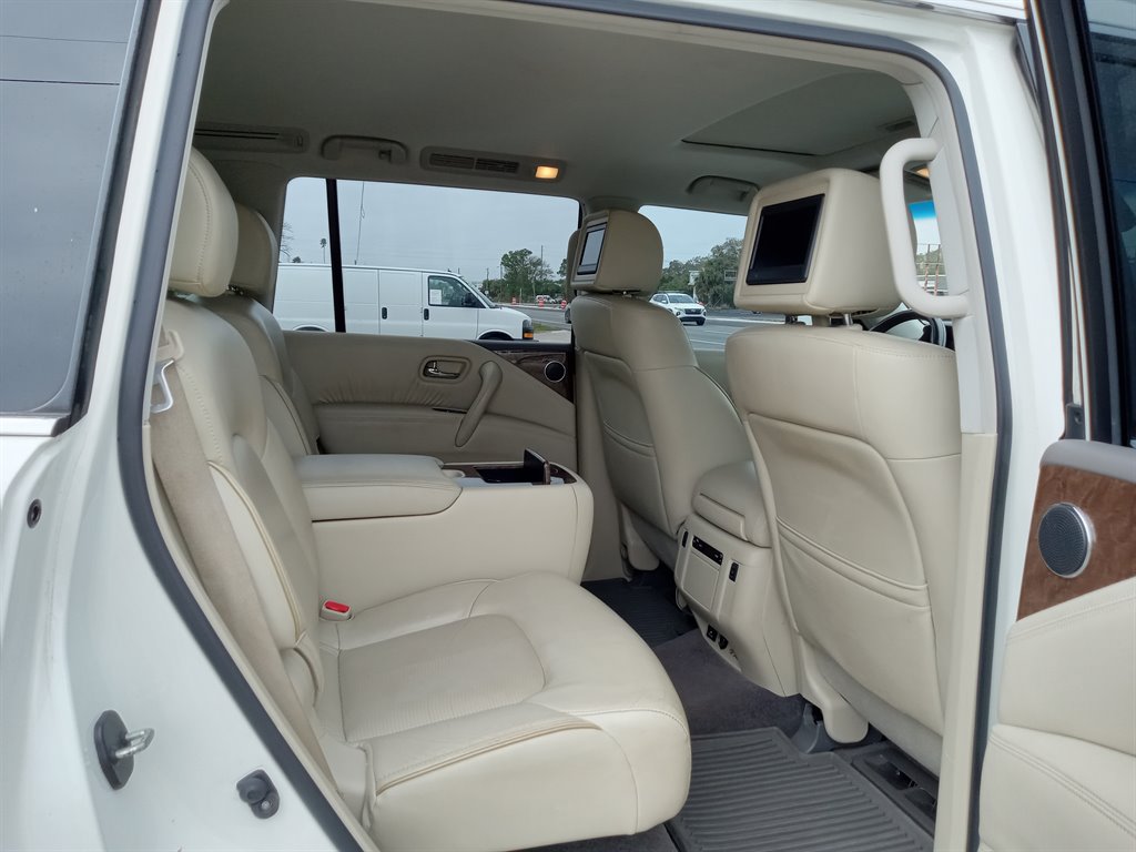 2017 INFINITI QX80 Signature - Photo 24