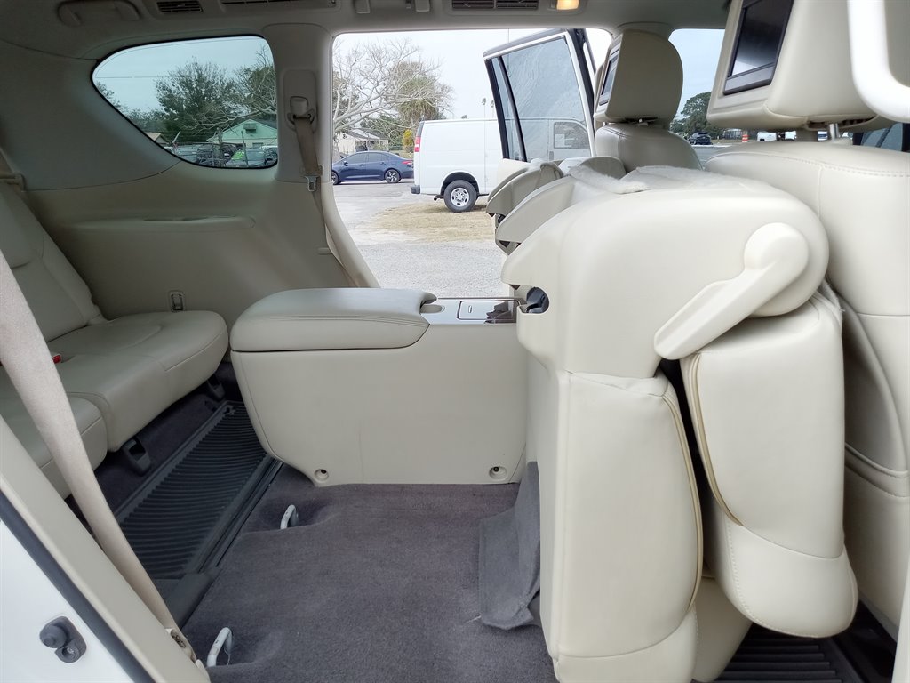 2017 INFINITI QX80 Signature - Photo 38