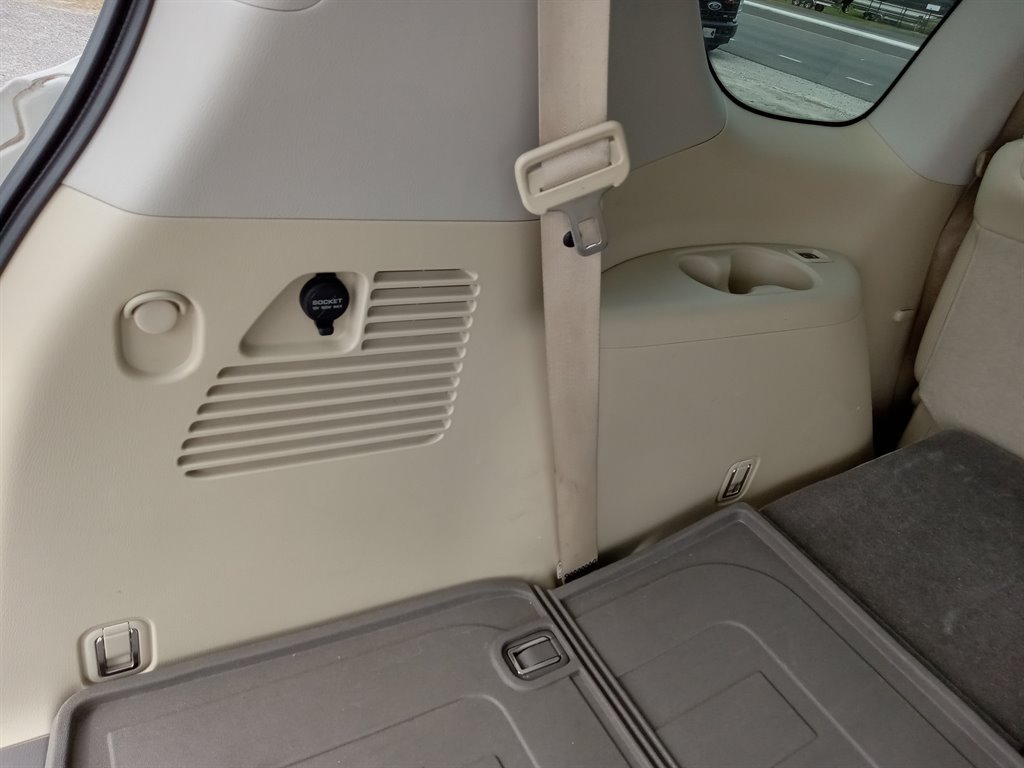 2017 INFINITI QX80 Signature - Photo 32