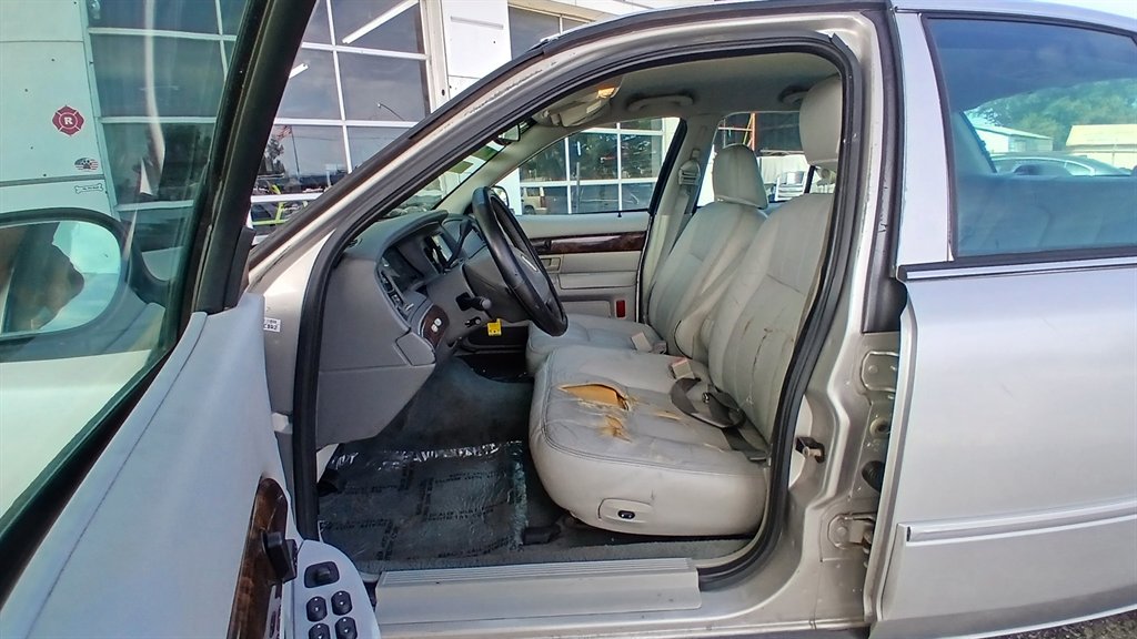2004 Mercury Grand Marquis LS - Photo 13