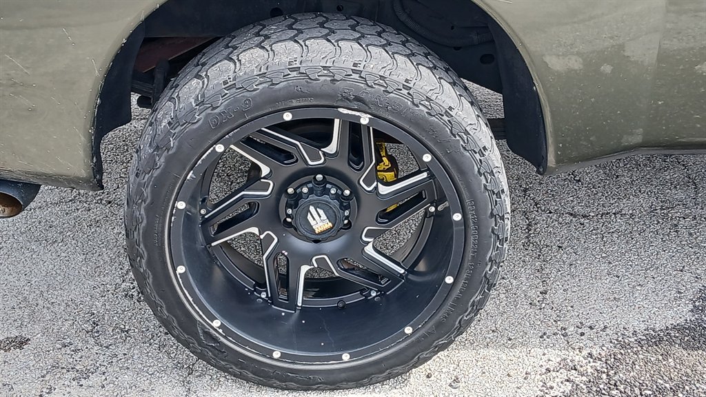 2004 Nissan Titan SE - Photo 11