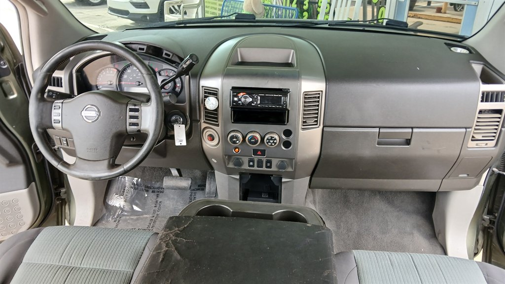 2004 Nissan Titan SE - Photo 15