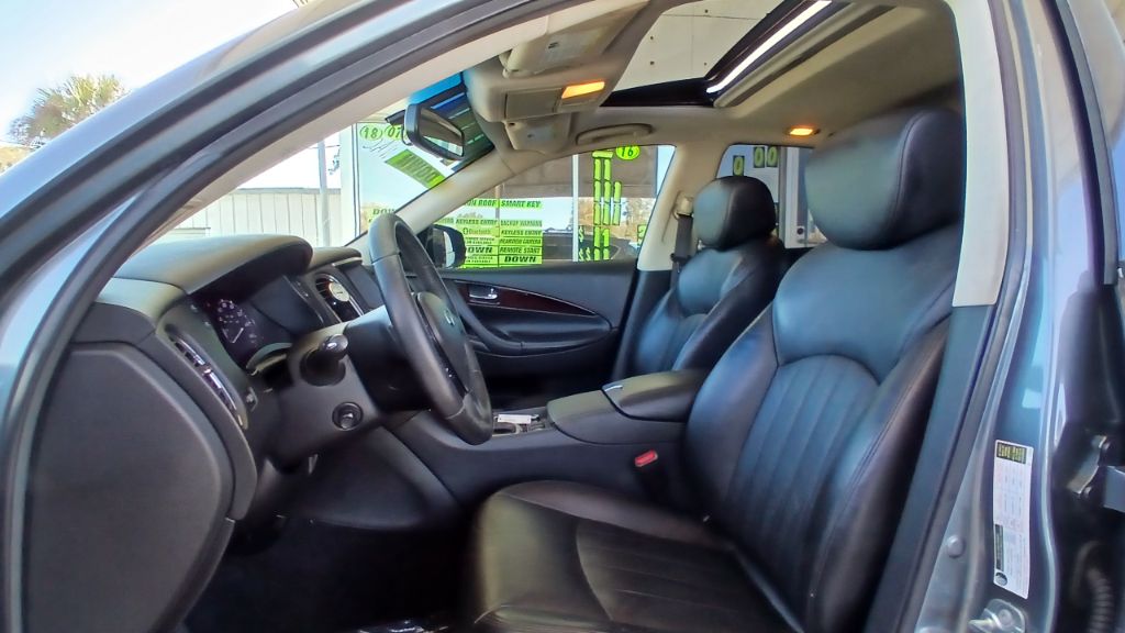 2017 INFINITI QX50 Base - Photo 10